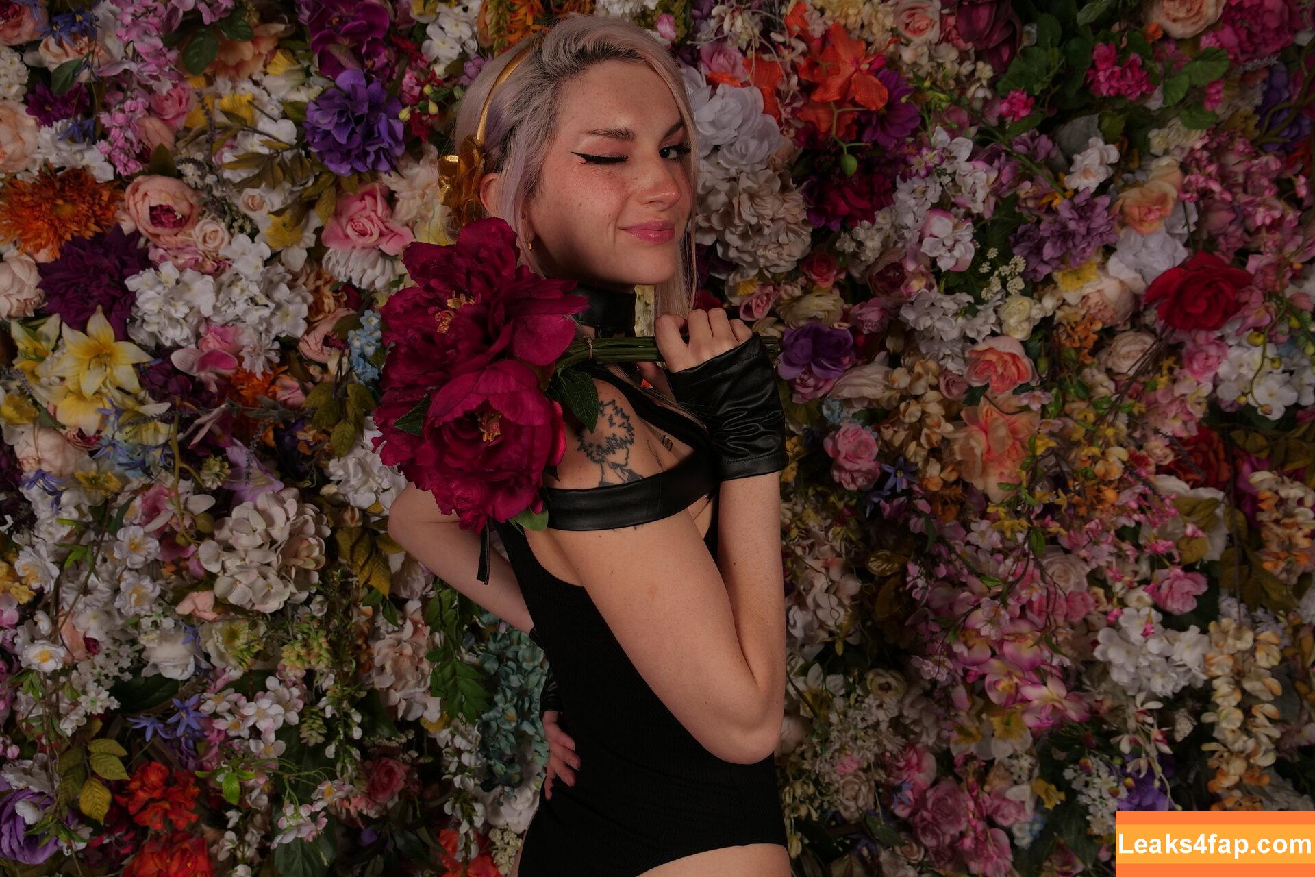 Busy B ASMR / busybasmr leaked photo photo #0294