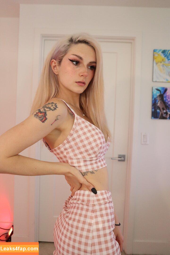 Busy B ASMR / busybasmr leaked photo photo #0317