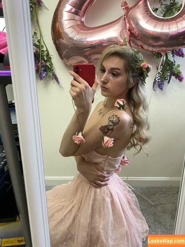 Busy B ASMR / busybasmr leaked photo photo #0407