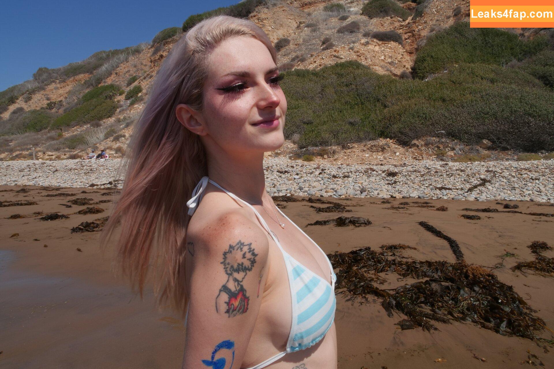 Busy B ASMR / busybasmr leaked photo photo #0445