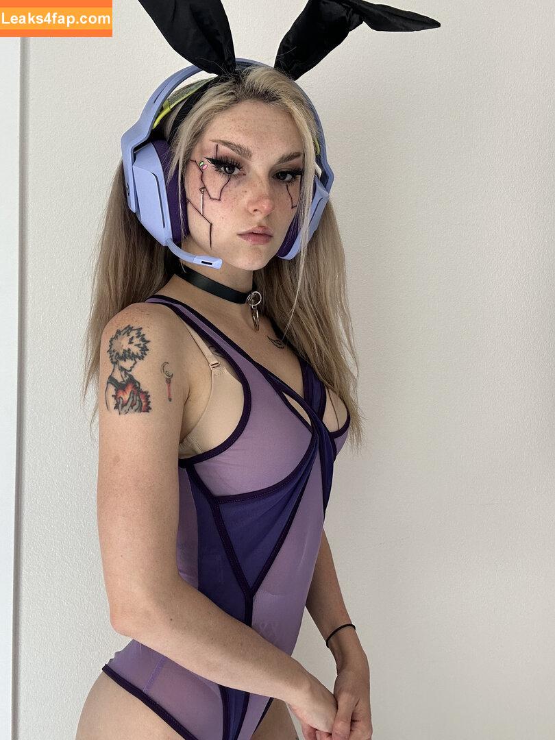 Busy B ASMR / busybasmr leaked photo photo #0897