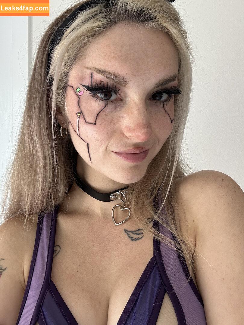 Busy B ASMR / busybasmr leaked photo photo #0908