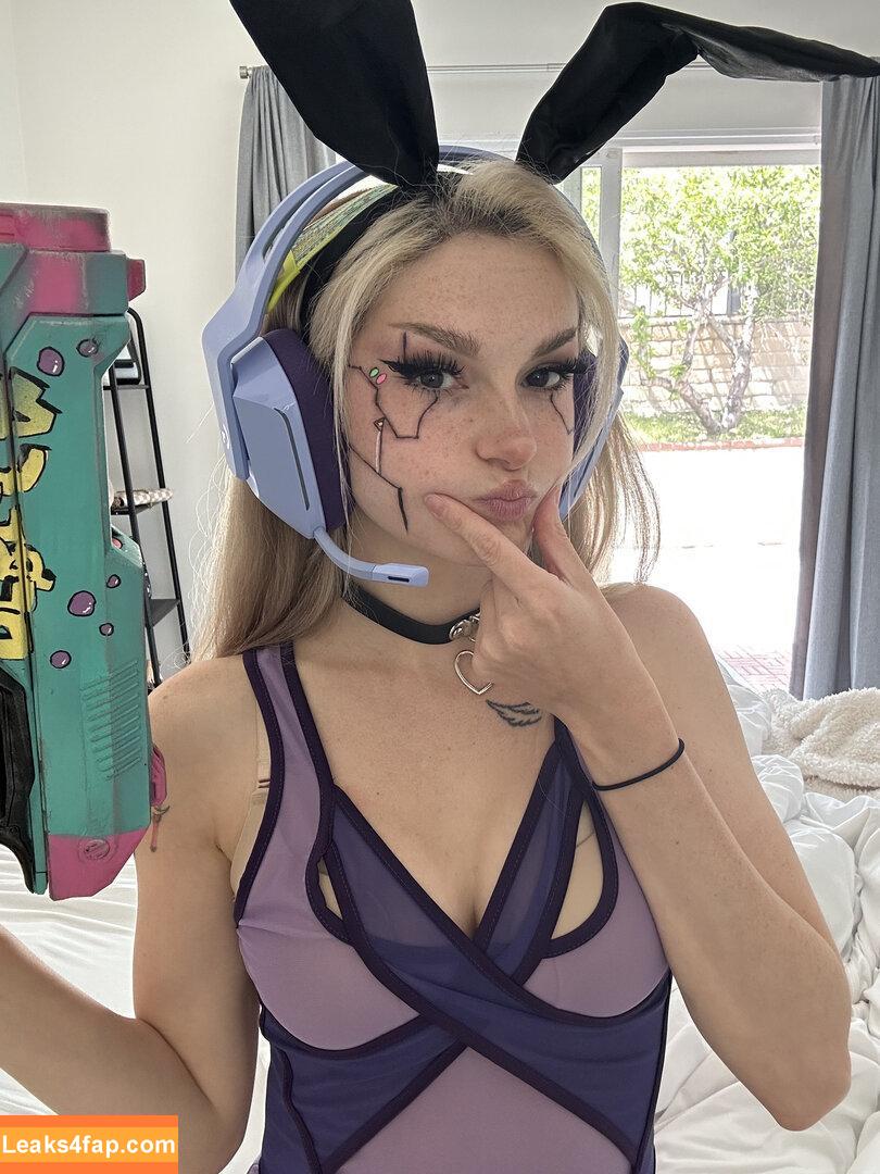 Busy B ASMR / busybasmr leaked photo photo #0922