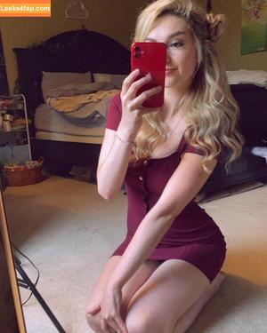 Busy B ASMR photo #0011