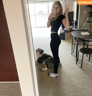 Busy B ASMR photo #0015