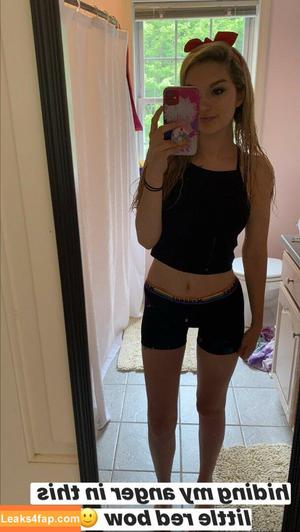 Busy B ASMR photo #0022