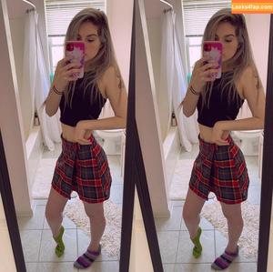 Busy B ASMR photo #0028