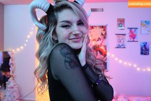 Busy B ASMR photo #0089