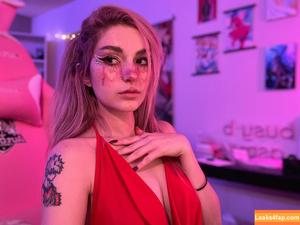 Busy B ASMR photo #0104