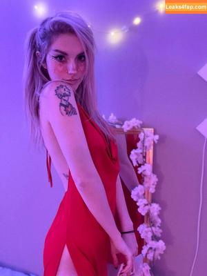 Busy B ASMR photo #0107