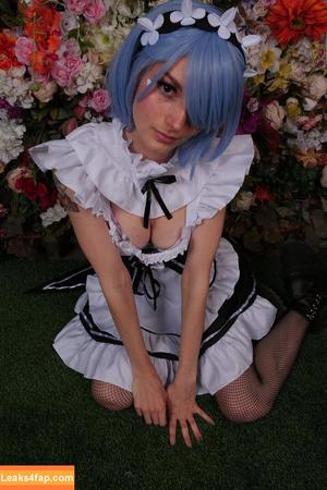 Busy B ASMR photo #0184