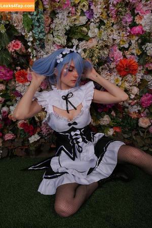 Busy B ASMR photo #0205