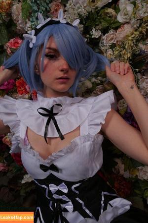 Busy B ASMR photo #0213