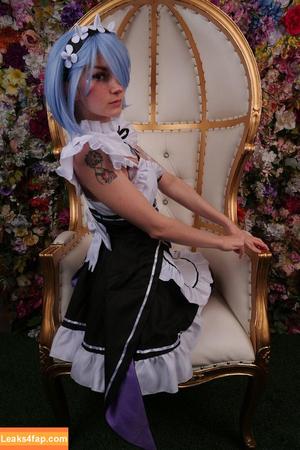 Busy B ASMR photo #0222