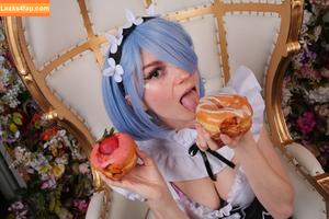 Busy B ASMR photo #0227