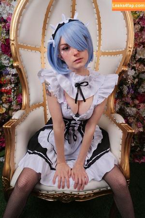 Busy B ASMR photo #0237