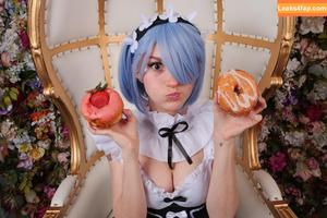 Busy B ASMR photo #0240