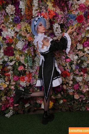 Busy B ASMR photo #0243