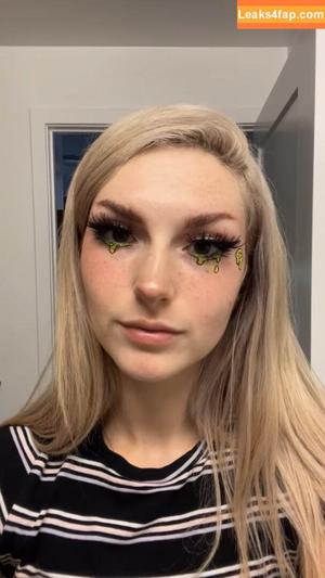 Busy B ASMR photo #0254