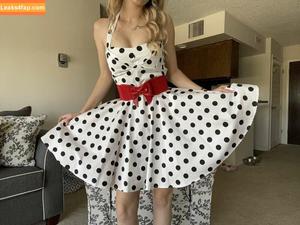 Busy B ASMR photo #0333