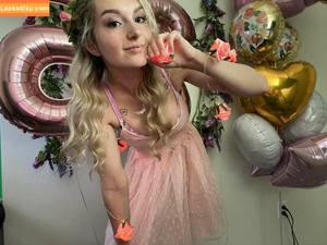 Busy B ASMR photo #0409