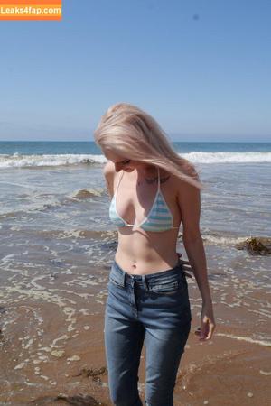 Busy B ASMR photo #0449