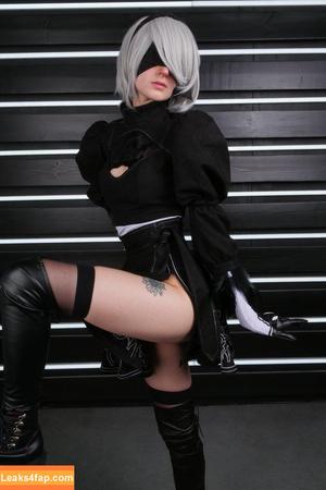 Busy B ASMR photo #0490