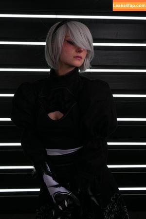 Busy B ASMR photo #0498