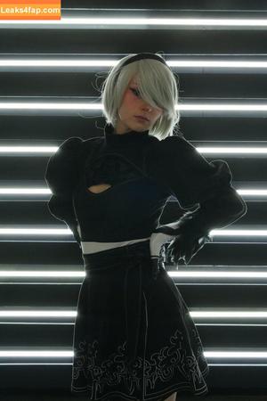 Busy B ASMR photo #0499