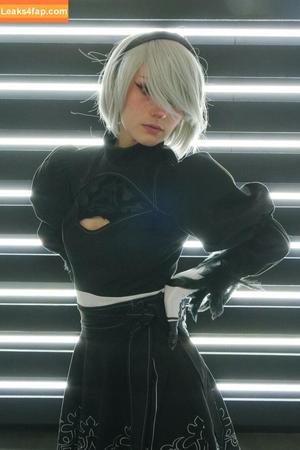 Busy B ASMR photo #0500