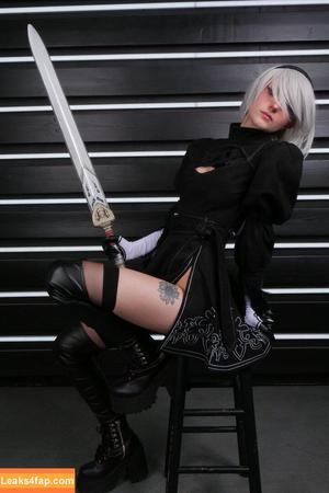 Busy B ASMR photo #0522