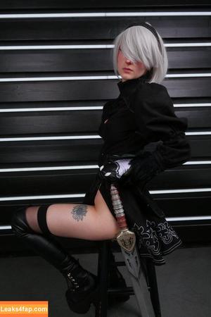 Busy B ASMR photo #0531