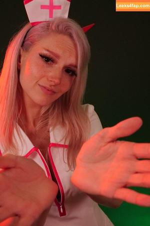 Busy B ASMR photo #0551