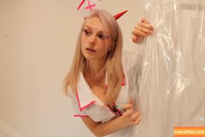 Busy B ASMR photo #0569