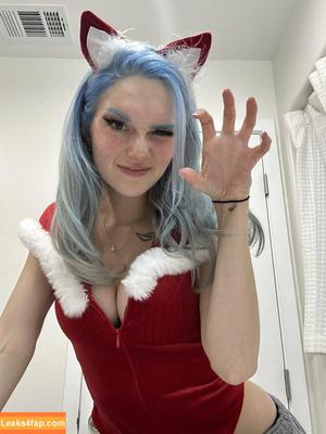 Busy B ASMR photo #0599