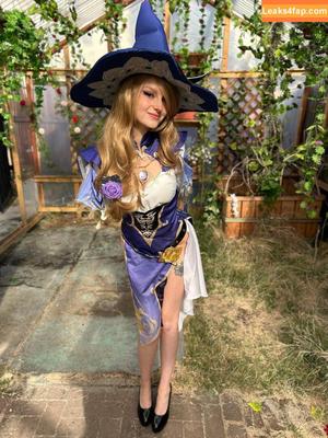 Busy B ASMR photo #0633