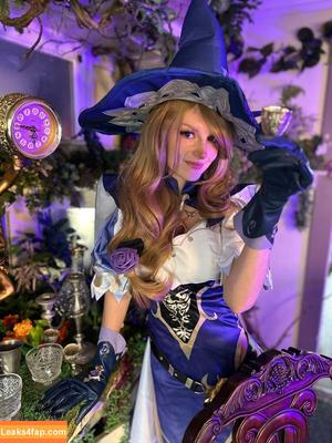 Busy B ASMR photo #0634