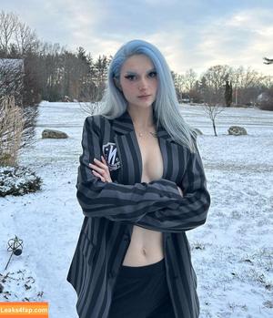 Busy B ASMR photo #0641