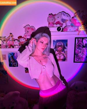 Busy B ASMR photo #0649