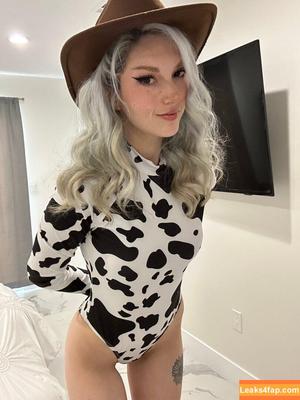 Busy B ASMR photo #0687