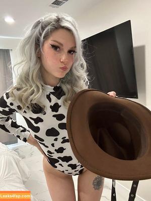 Busy B ASMR photo #0699