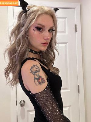 Busy B ASMR photo #0716