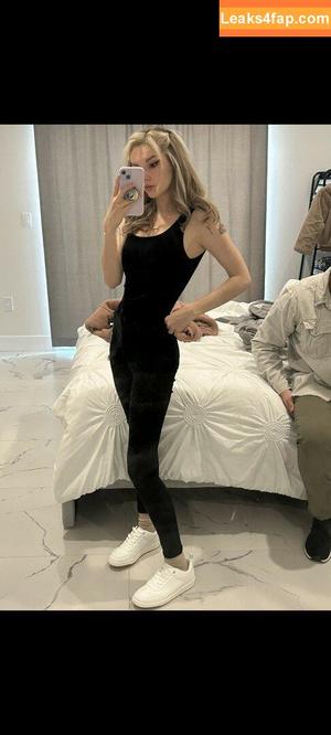 Busy B ASMR photo #0734