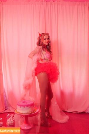 Busy B ASMR photo #0741