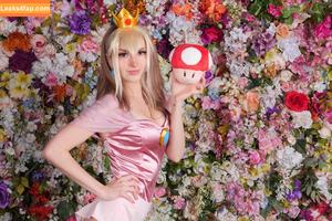 Busy B ASMR photo #0800