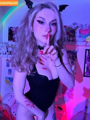 Busy B ASMR photo #0829