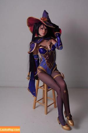 Busy B ASMR photo #0866