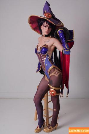 Busy B ASMR photo #0867