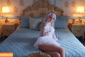 Busy B ASMR photo #0968