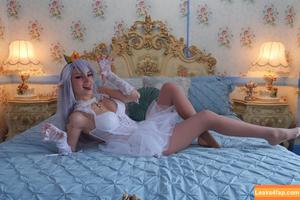 Busy B ASMR photo #0976
